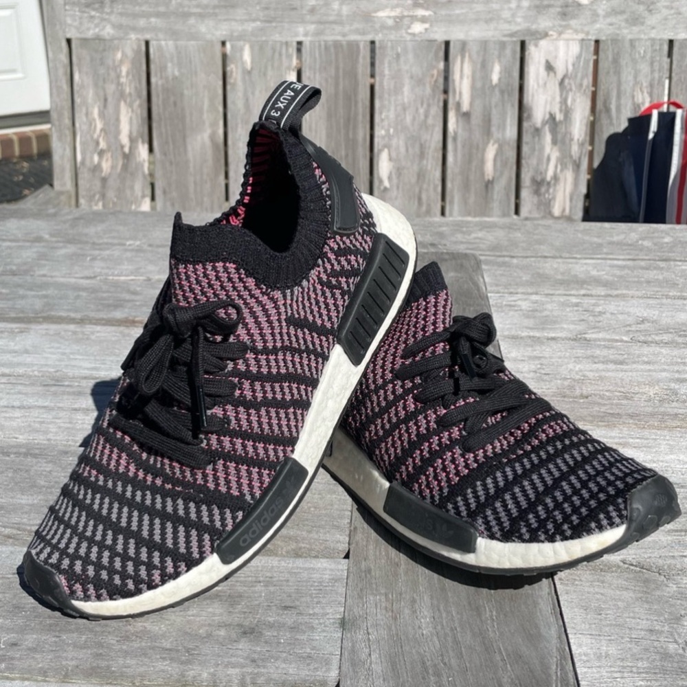 Knit Nike Sneakers Running Shoes - Picture 3 of 10